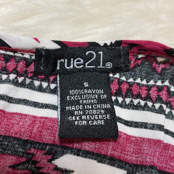 Rue21 Tribal Pattern Adjustable Strap Romper - Picture 8 of 12